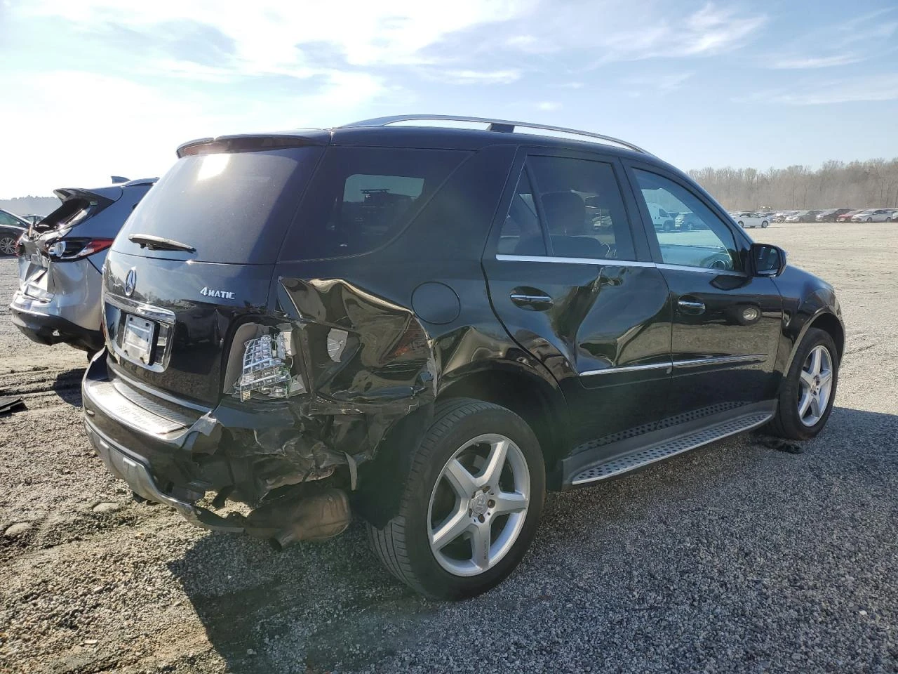 Mercedes-Benz ML 550 4MATIC/ПОДГРЕВ/КАМЕРА/PANO/NAVI - изображение 5