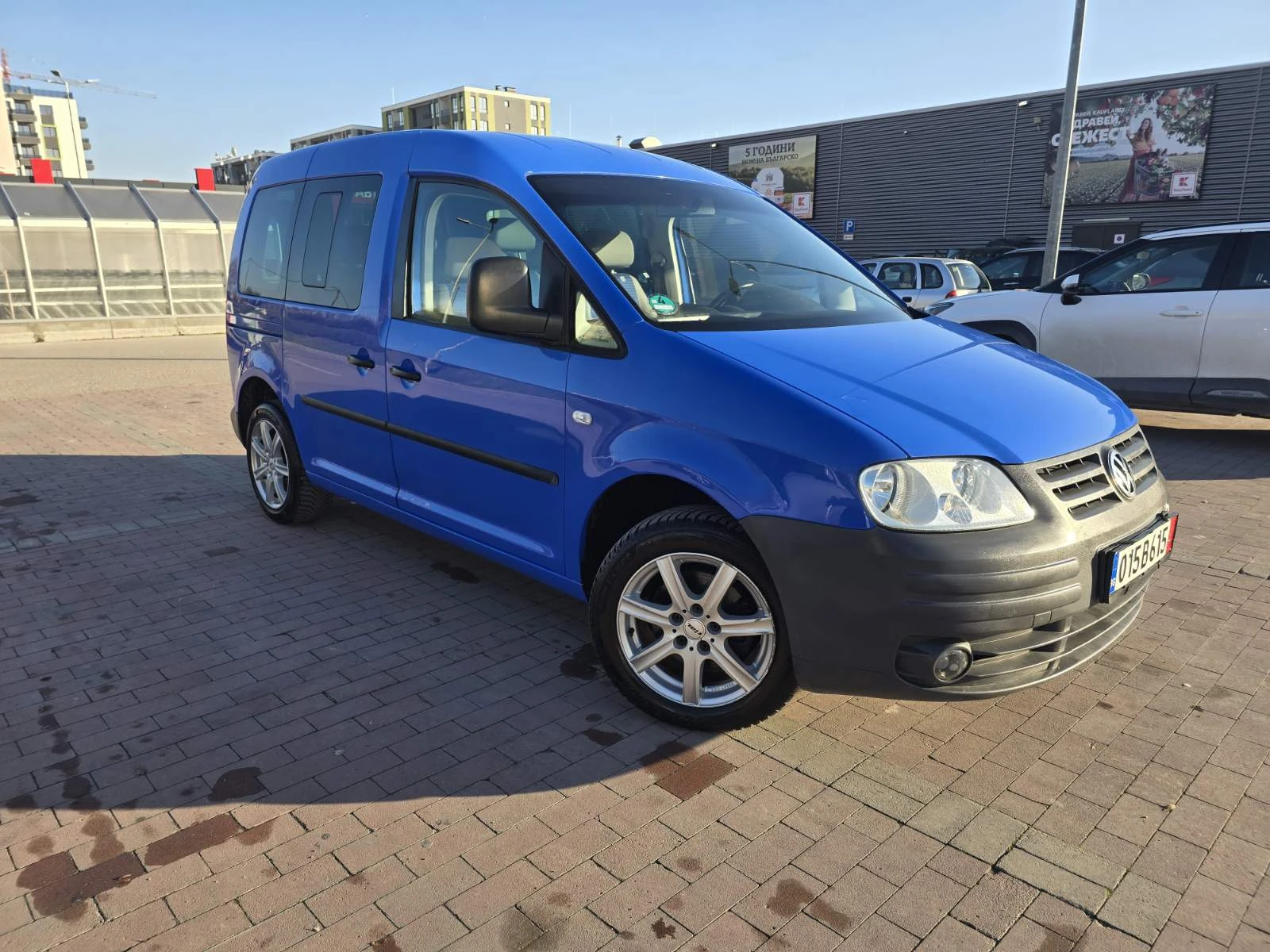 VW Caddy  /Life 1.6i /  | Mobile.bg   4