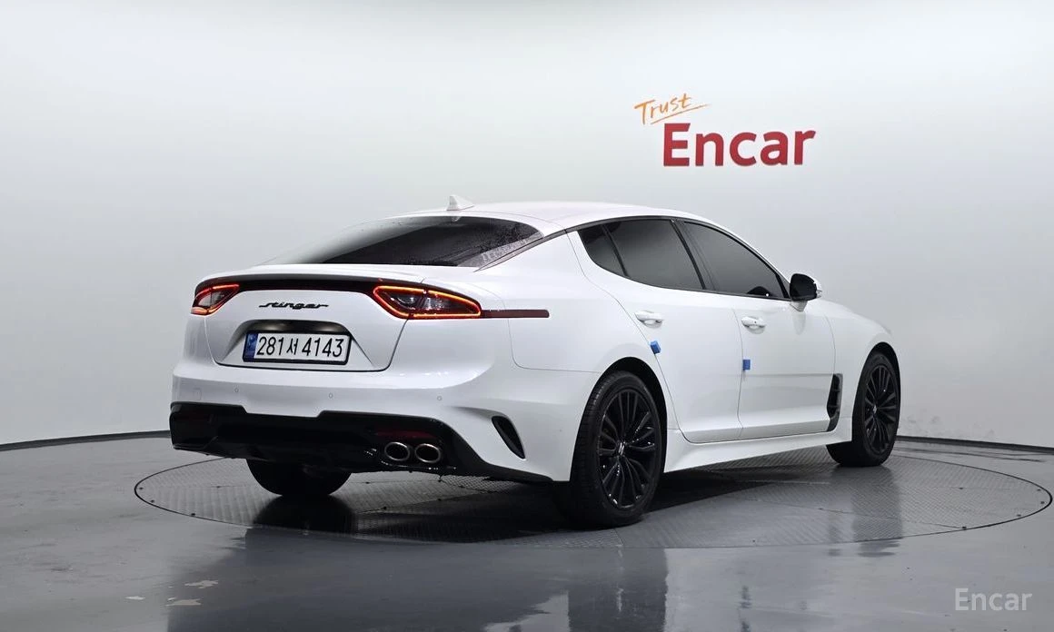 Kia Stinger  - изображение 2