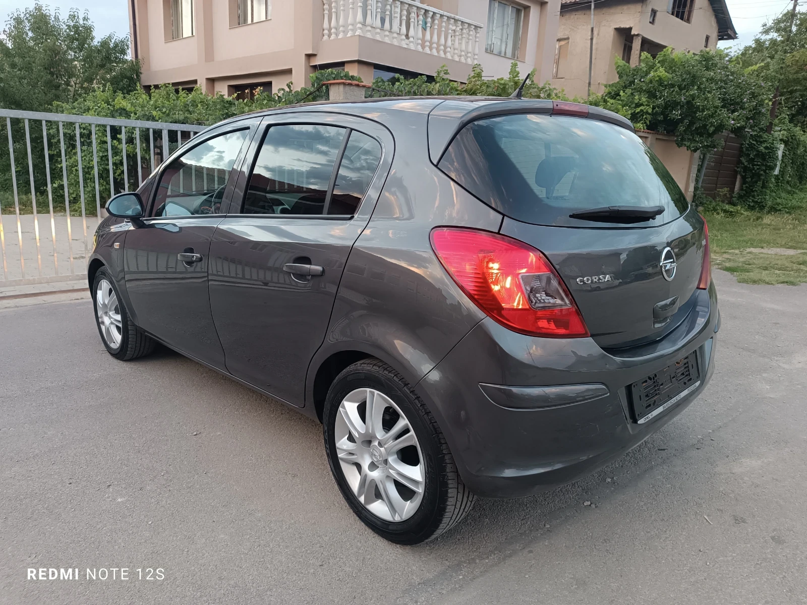 Opel Corsa 1.2i LPG FACELIFT - изображение 4