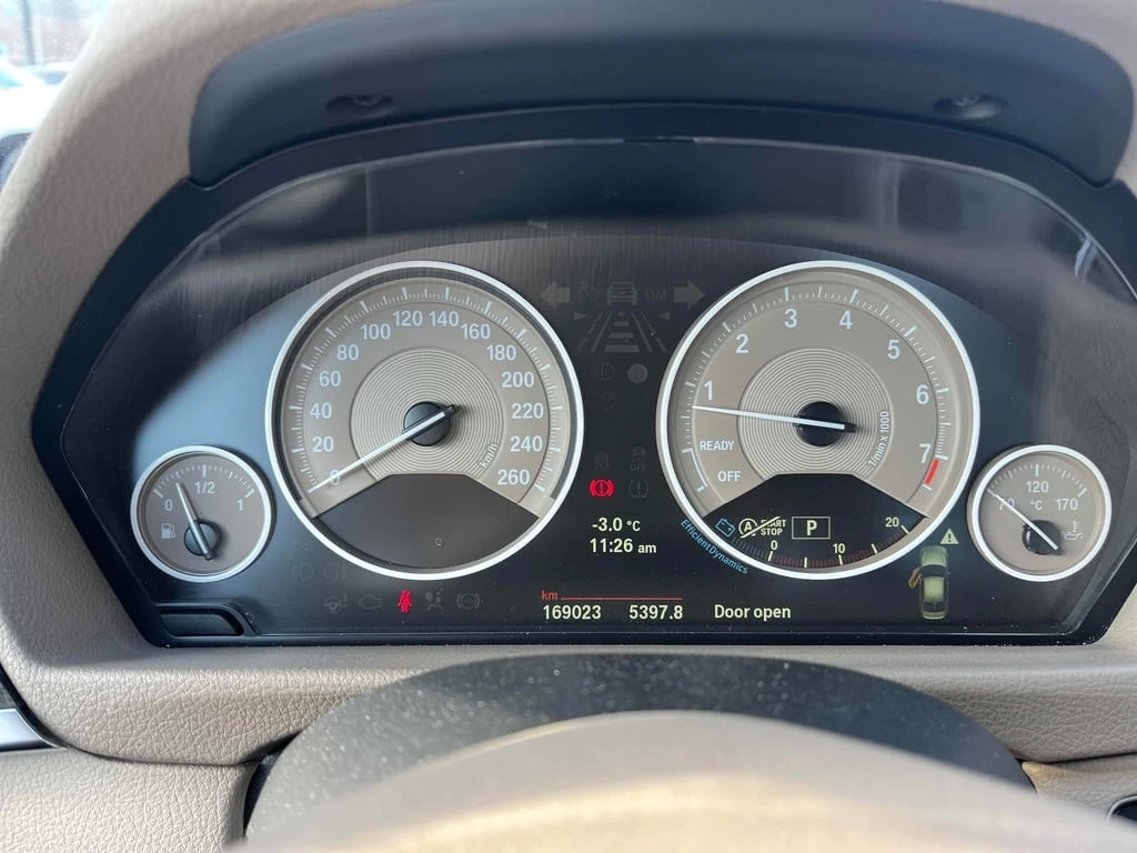 BMW 335 * 335i xDrive * CARFAX * ���� �� �� | Mobile.bg � ����������� 7