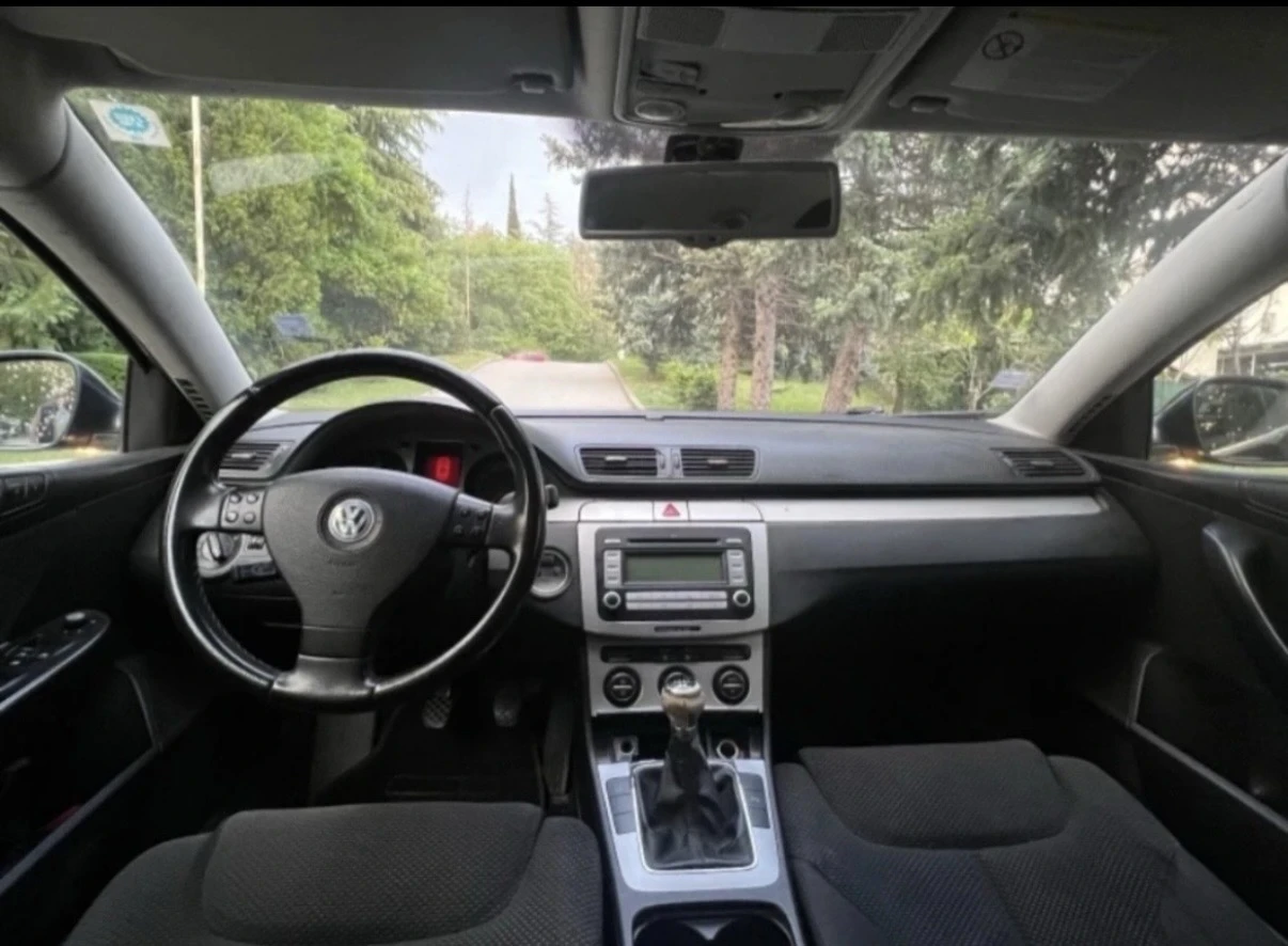 VW Passat, снимка 4 - Автомобили и джипове - 53712861