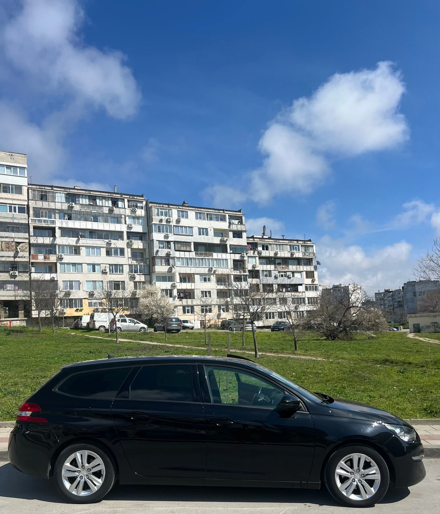 Peugeot 308 Blue HDI SW, снимка 3 - Автомобили и джипове - 53989870