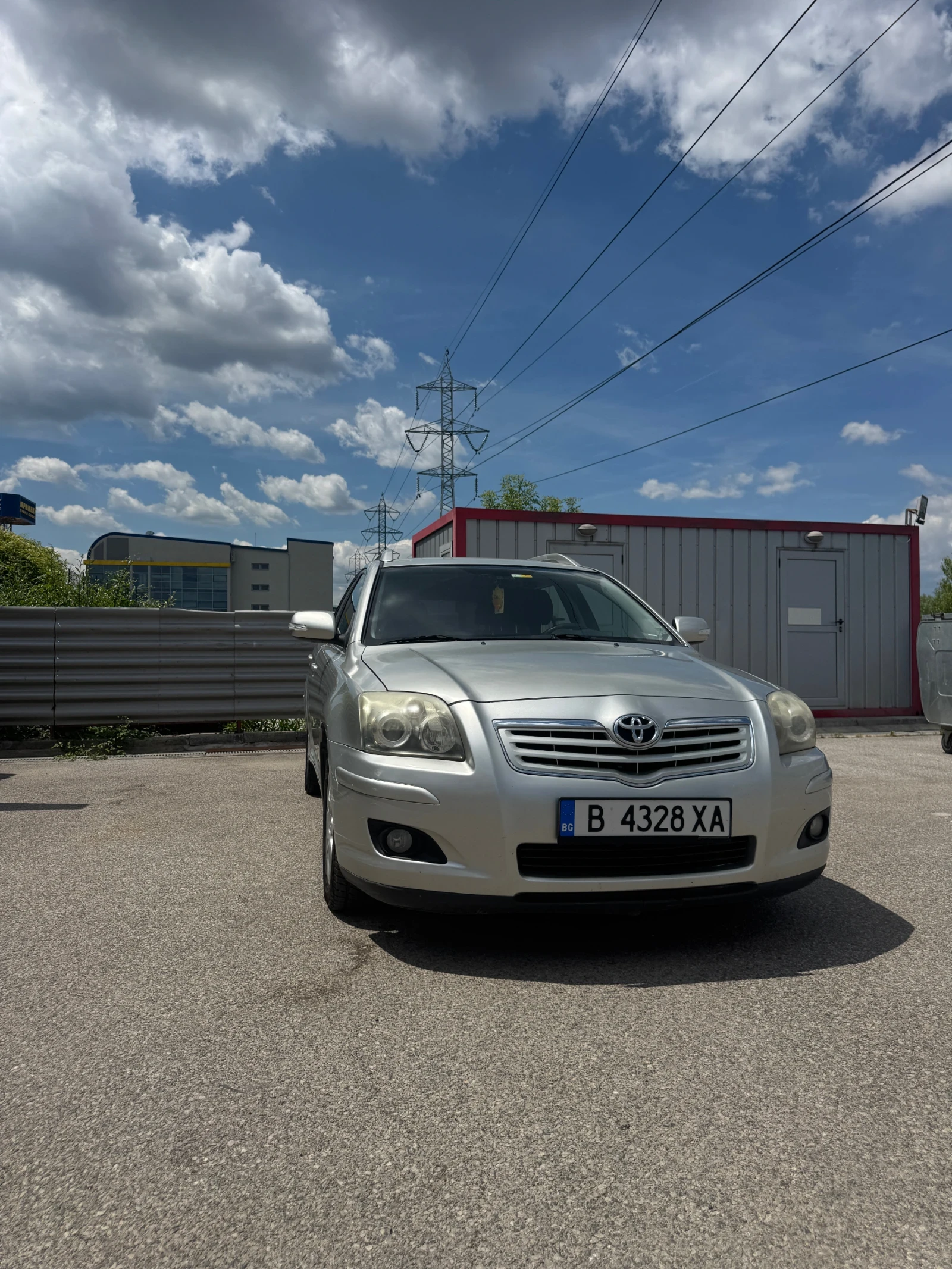 Toyota Avensis 2.4 VVTI, снимка 14 - Автомобили и джипове - 54837852