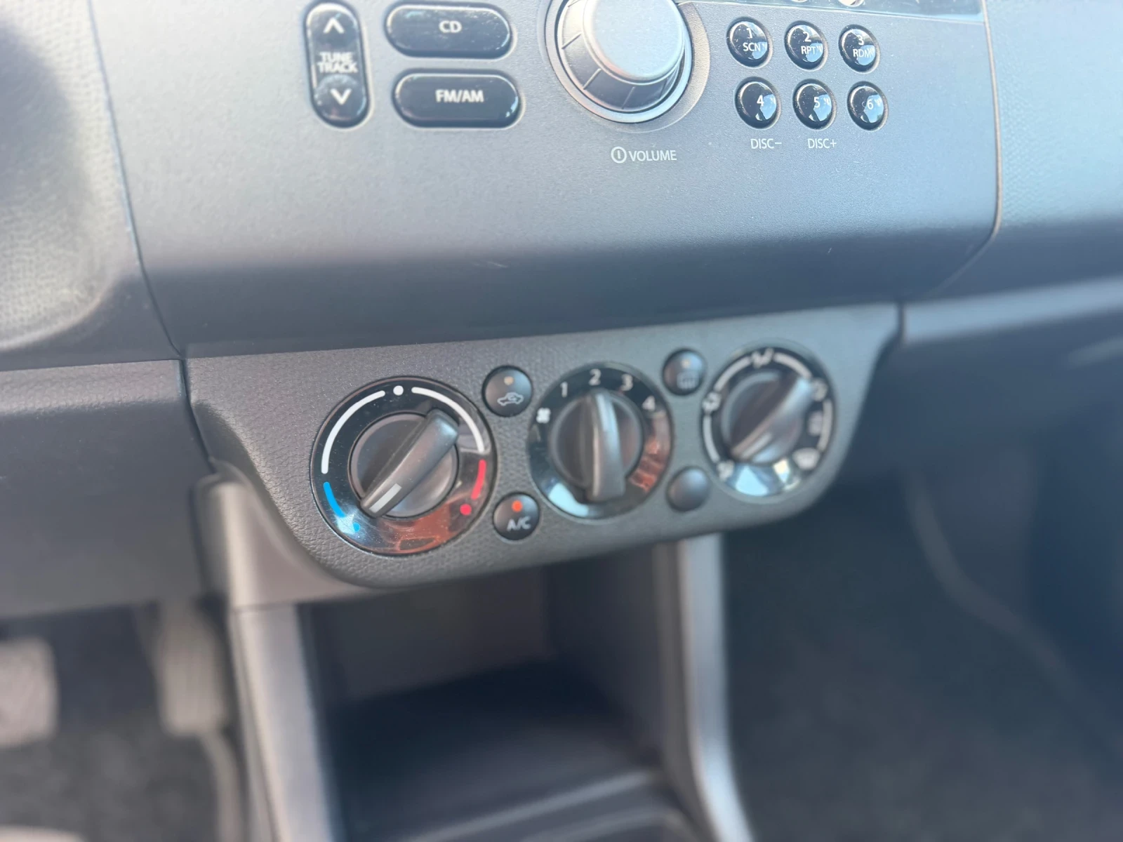 Suzuki Swift !!!51000km!!!, снимка 15 - Автомобили и джипове - 54856436