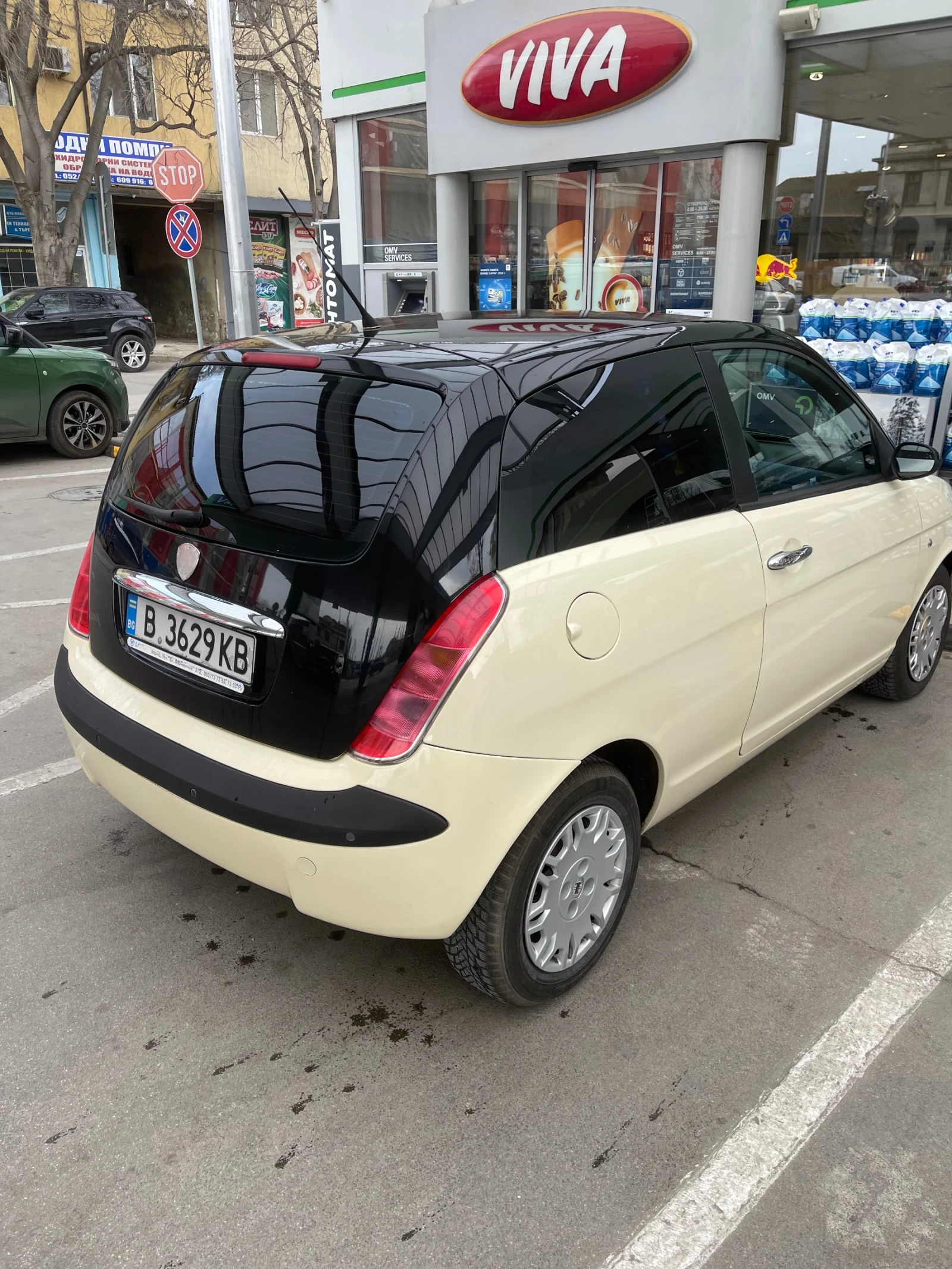 Lancia Ypsilon, снимка 6 - Автомобили и джипове - 54891558