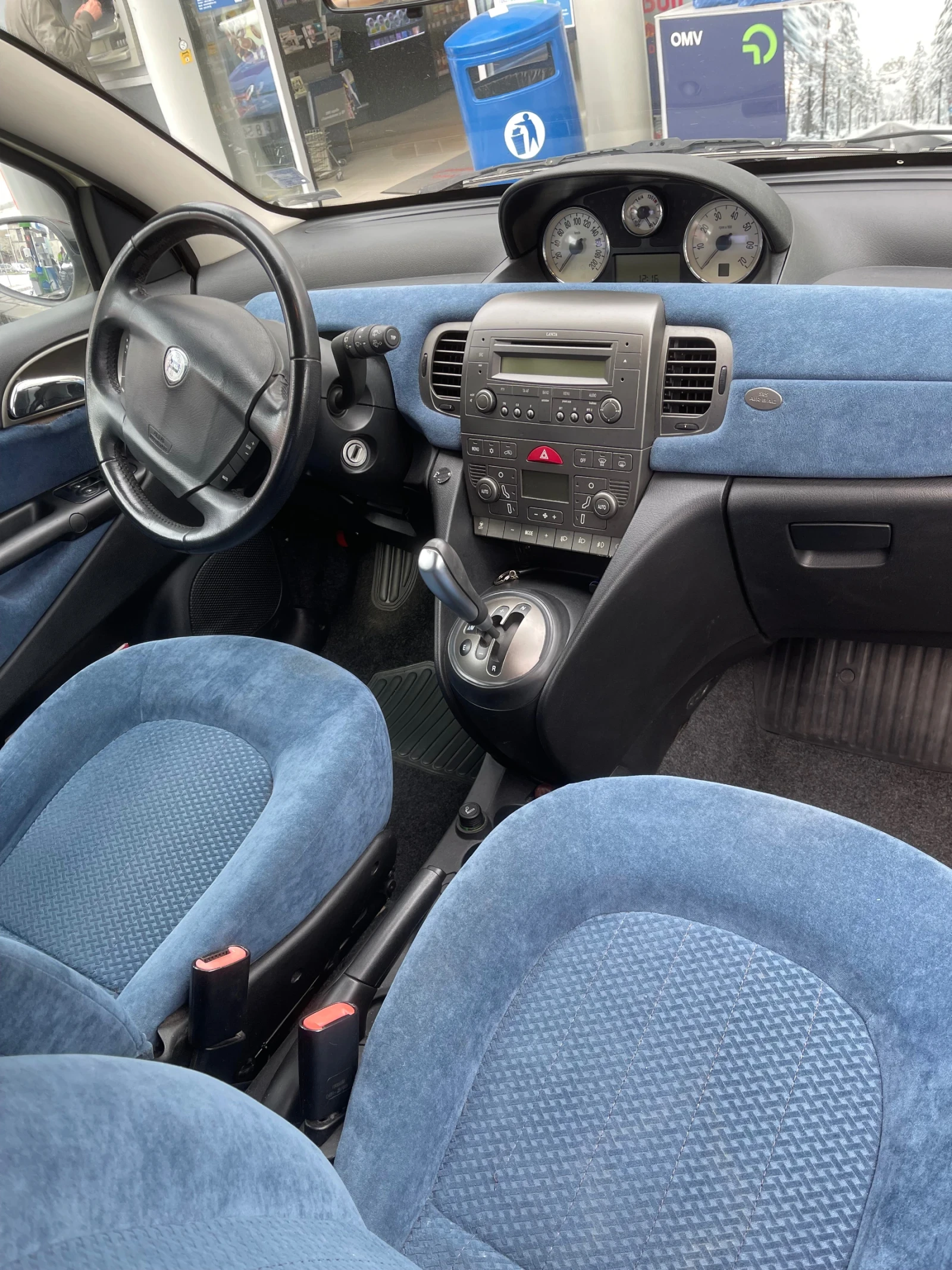 Lancia Ypsilon, снимка 7 - Автомобили и джипове - 54891558