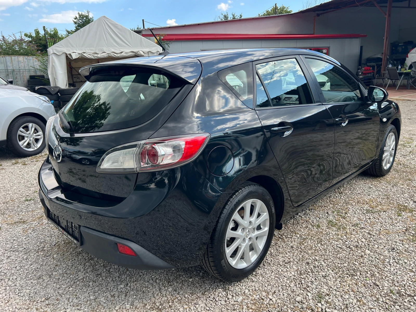 Mazda 3 1.6 Hatchback * ШВЕЙЦАРИЯ* , снимка 5 - Автомобили и джипове - 55448278