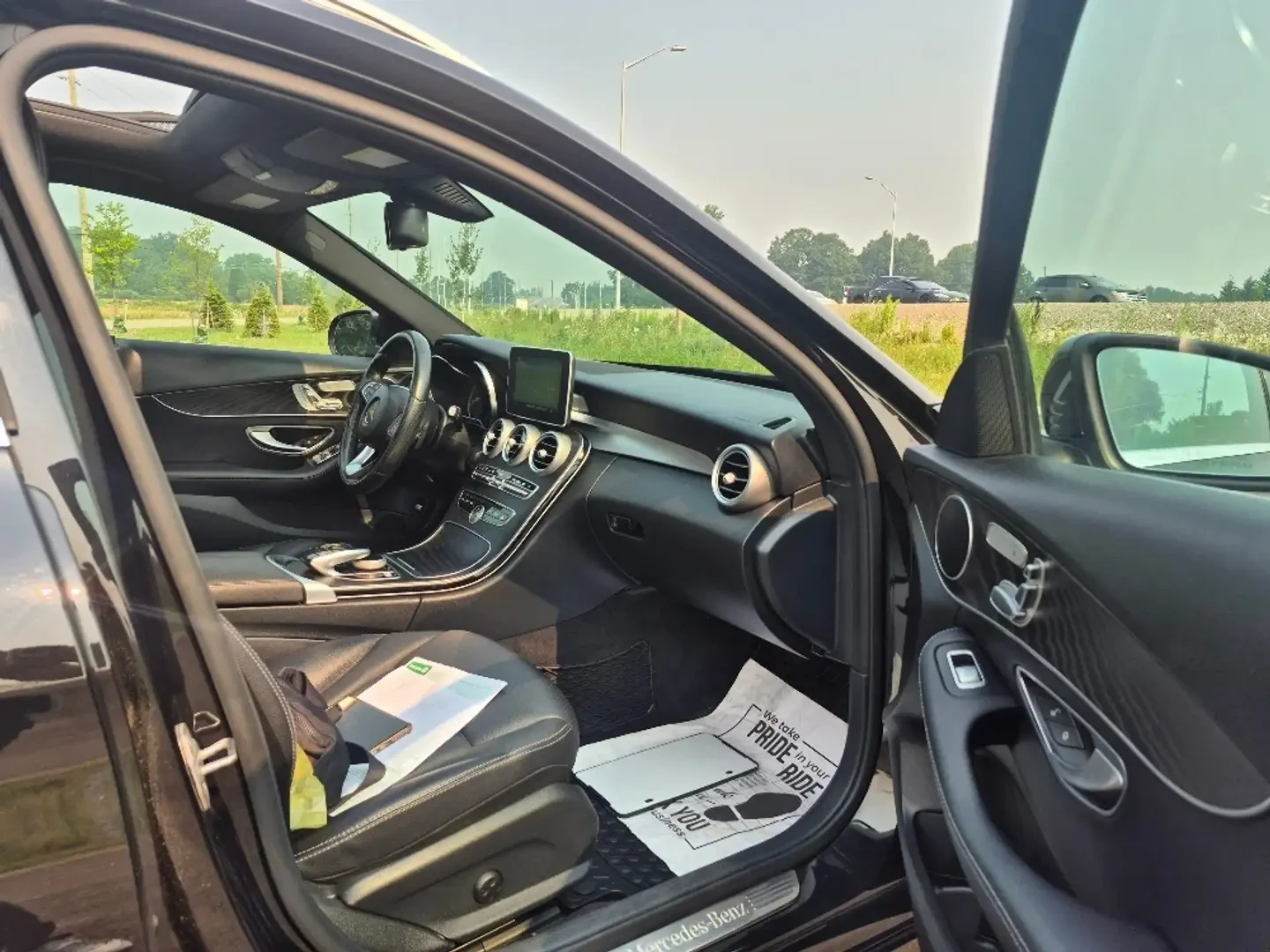 Mercedes-Benz C 300 AMG* 4Matic* Панорама, снимка 9 - Автомобили и джипове - 55528411