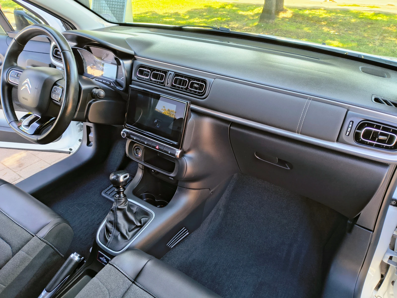 Citroen C3 Saint James, снимка 9 - Автомобили и джипове - 55984875