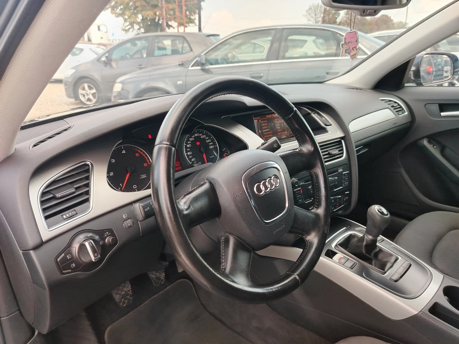 Audi A4 2.0 TDI , снимка 14 - Автомобили и джипове - 56064779