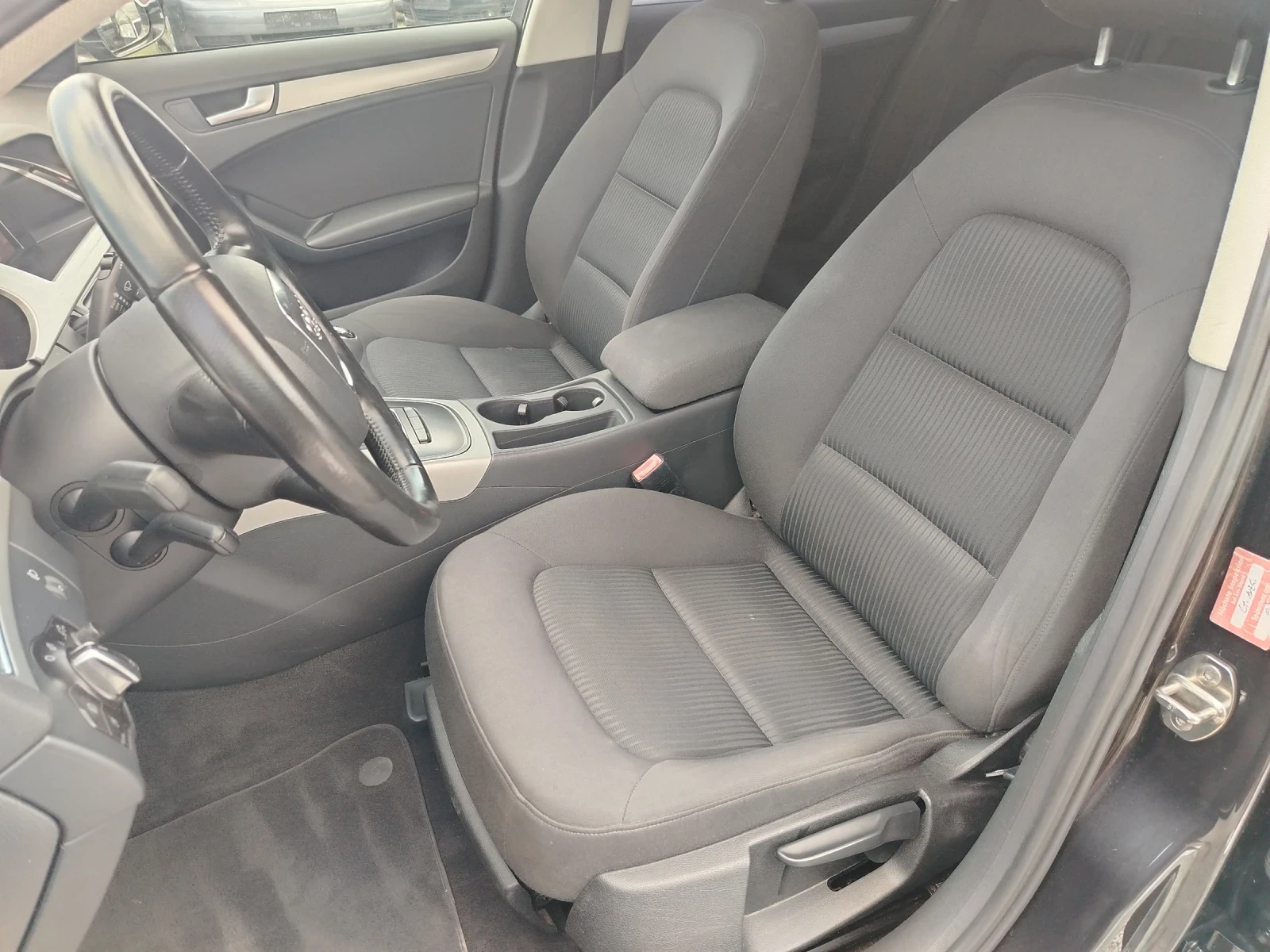 Audi A4 2.0 TDI , снимка 11 - Автомобили и джипове - 56064779
