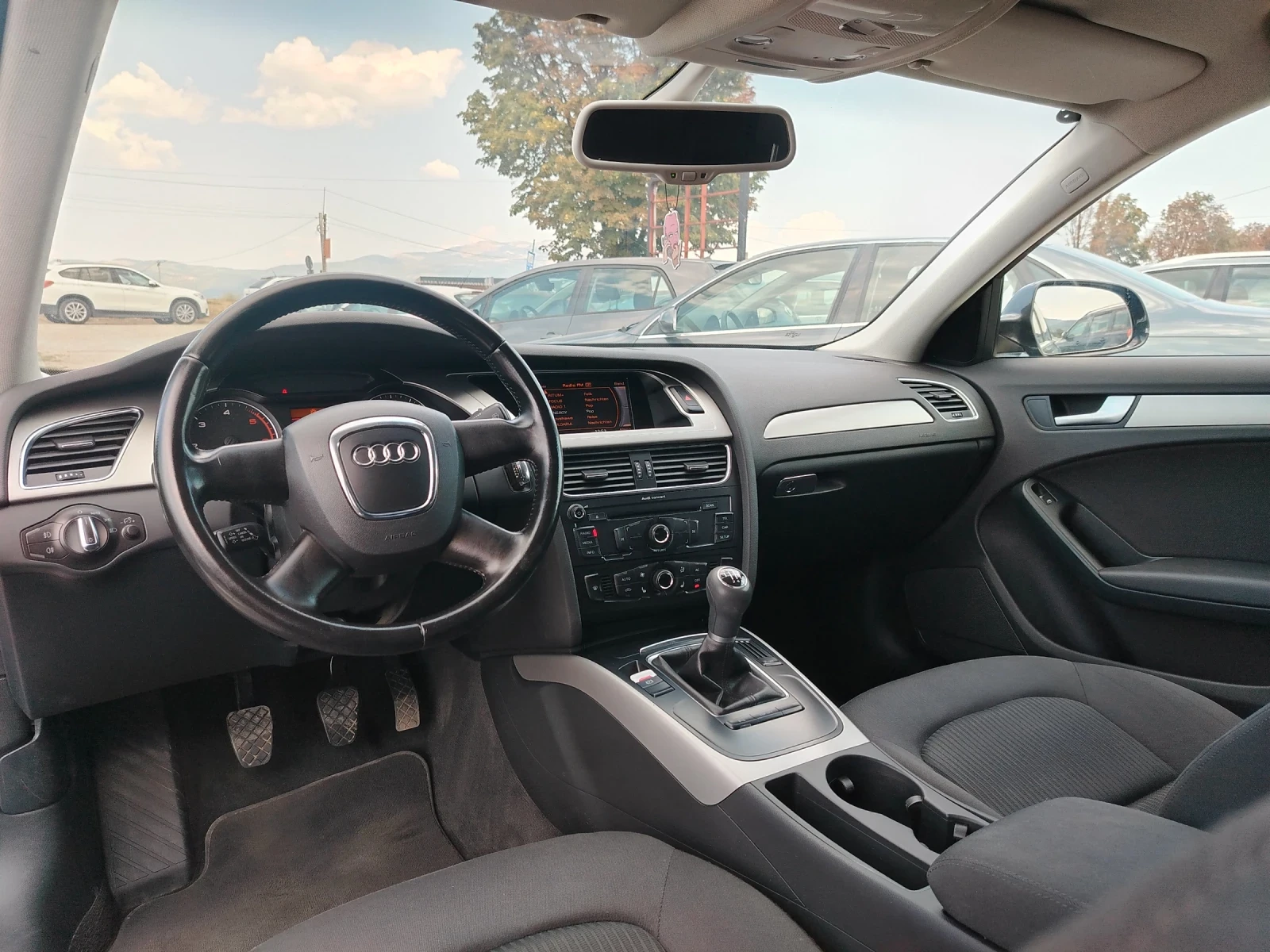 Audi A4 2.0 TDI , снимка 13 - Автомобили и джипове - 56064779