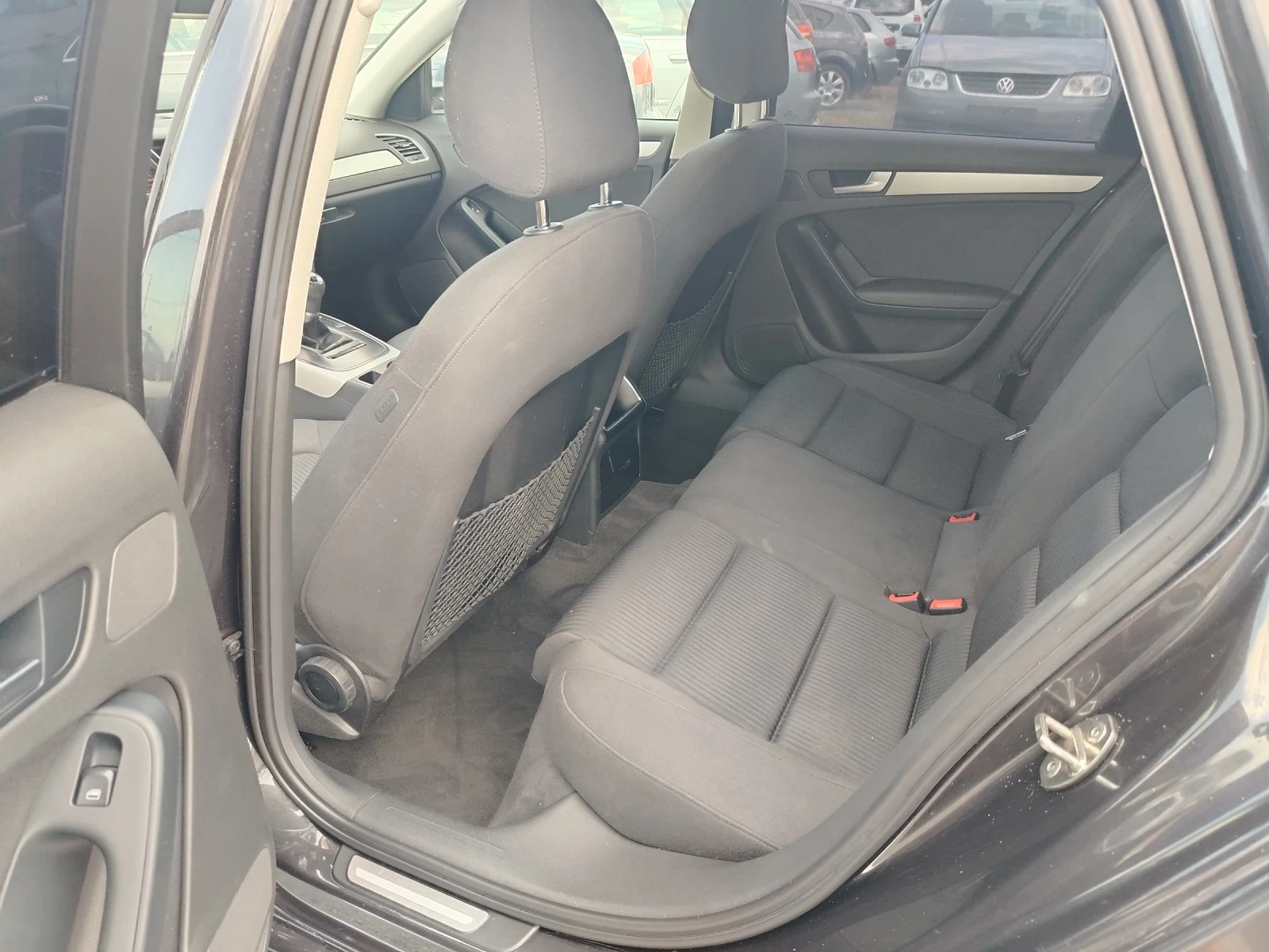 Audi A4 2.0 TDI , снимка 12 - Автомобили и джипове - 56064779