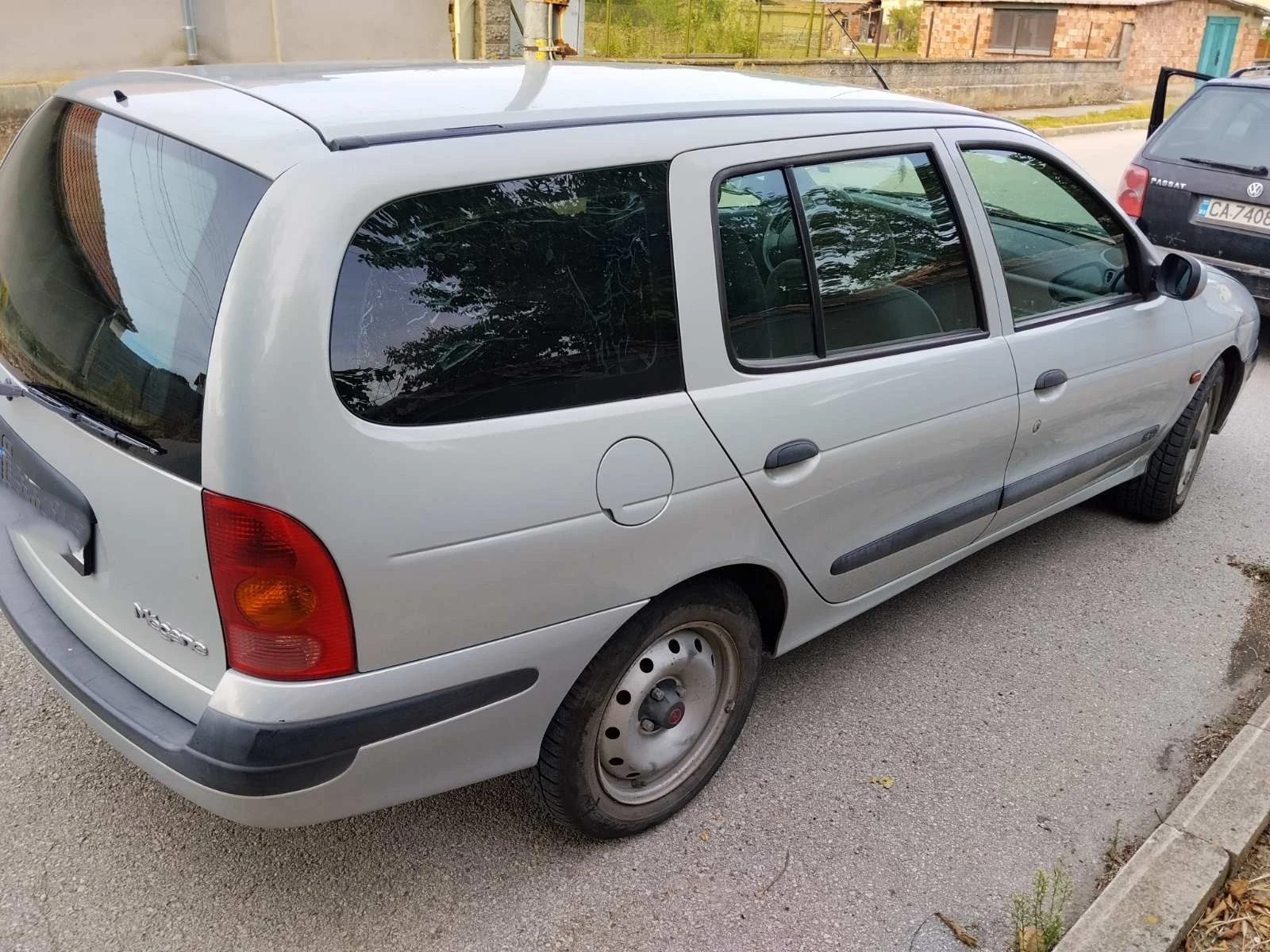 Renault Megane М1, снимка 5 - Автомобили и джипове - 56154353