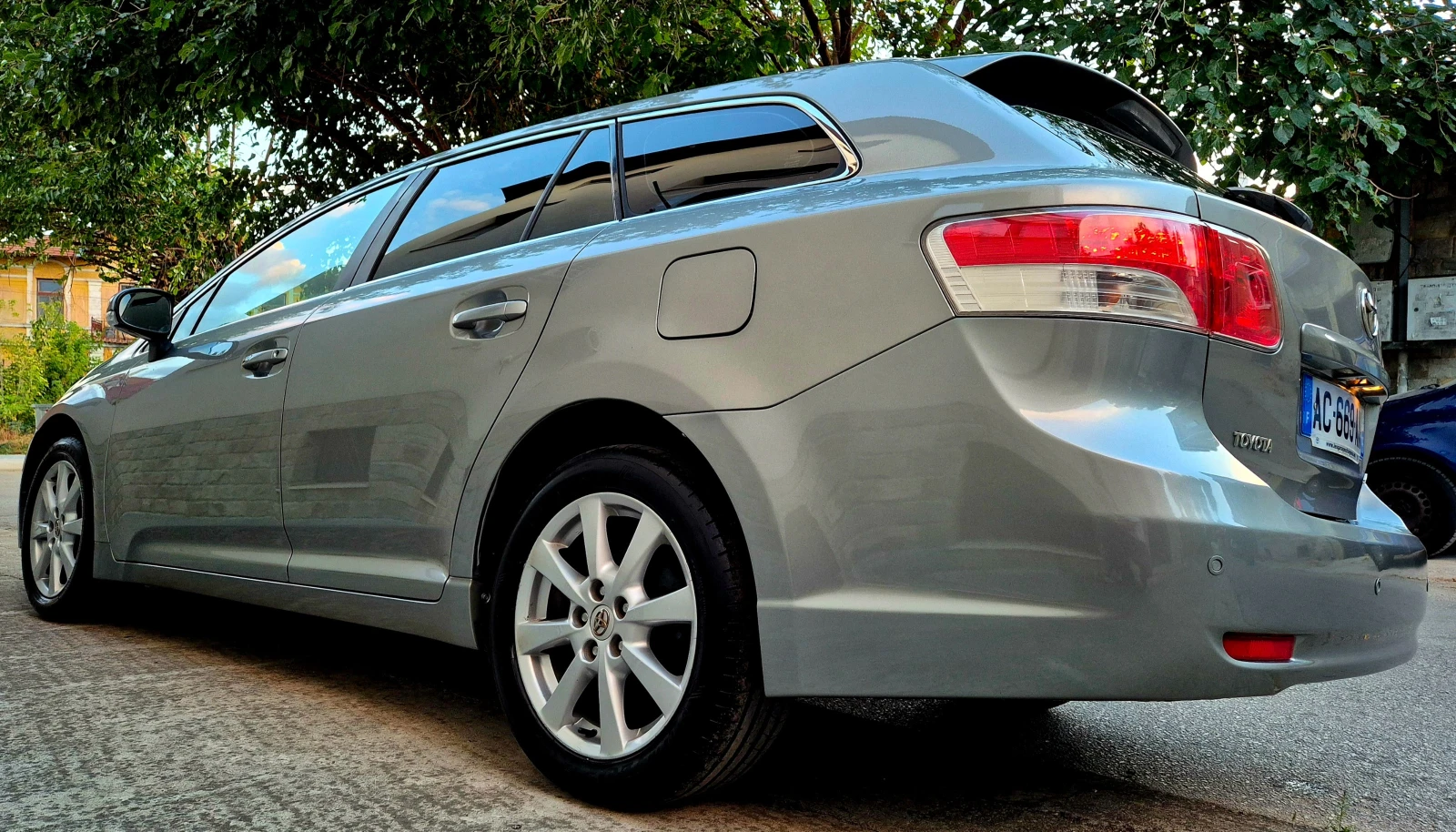 Toyota Avensis 2.0d4d-LINEA SOUL-верига-нави-6скорости-japan, снимка 5 - Автомобили и джипове - 56203146