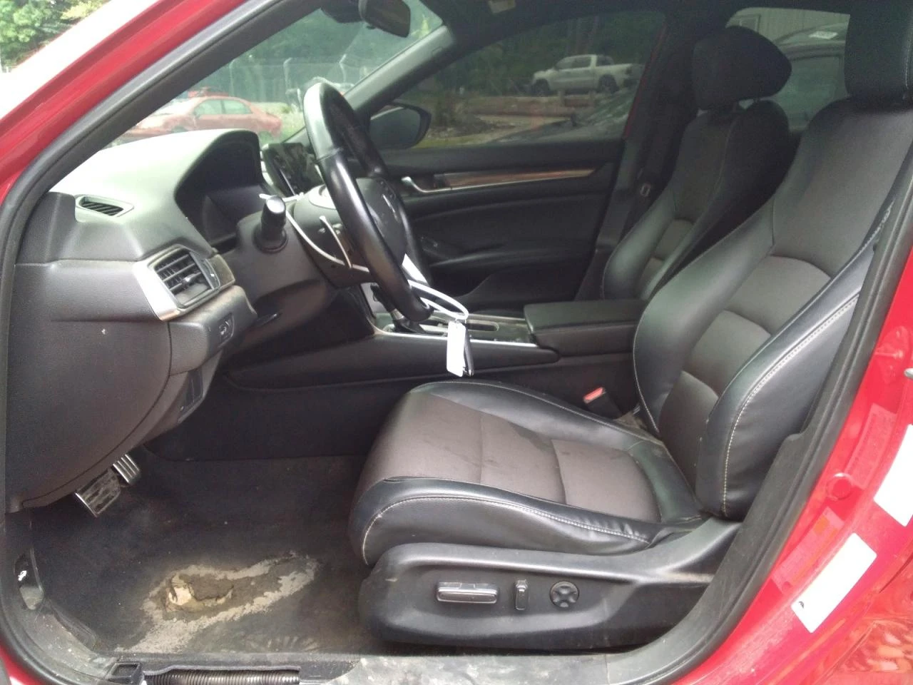 Honda Accord 1.5l Sport, снимка 7 - Автомобили и джипове - 56225445
