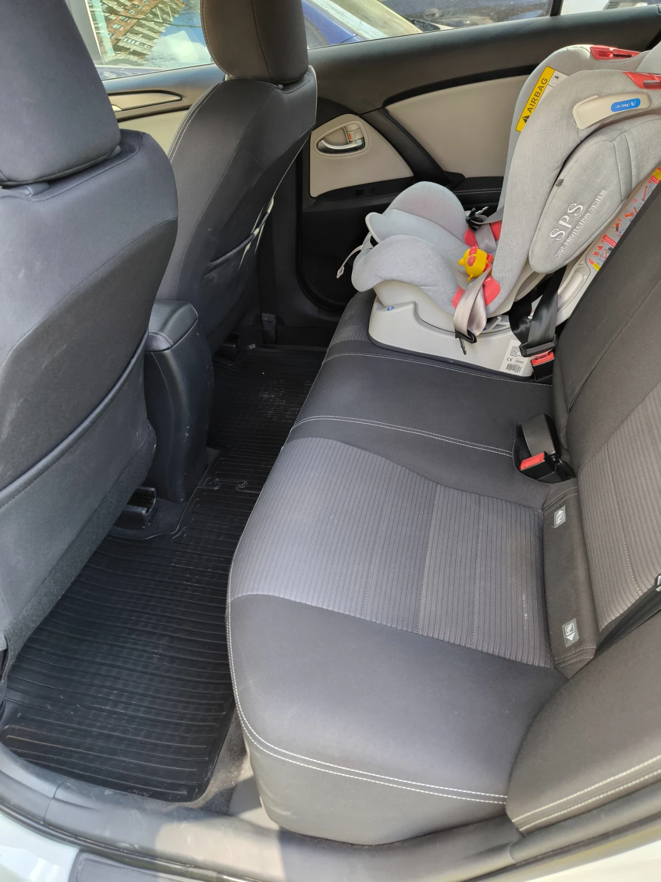 Toyota Avensis, снимка 5 - Автомобили и джипове - 56545783