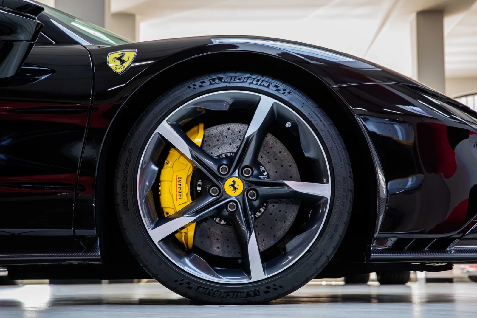 Ferrari SF 90 SPIDER/LIFT/CARBON/ADAS/360/VENT/HUD/ | Mobile.bg � ����������� 7