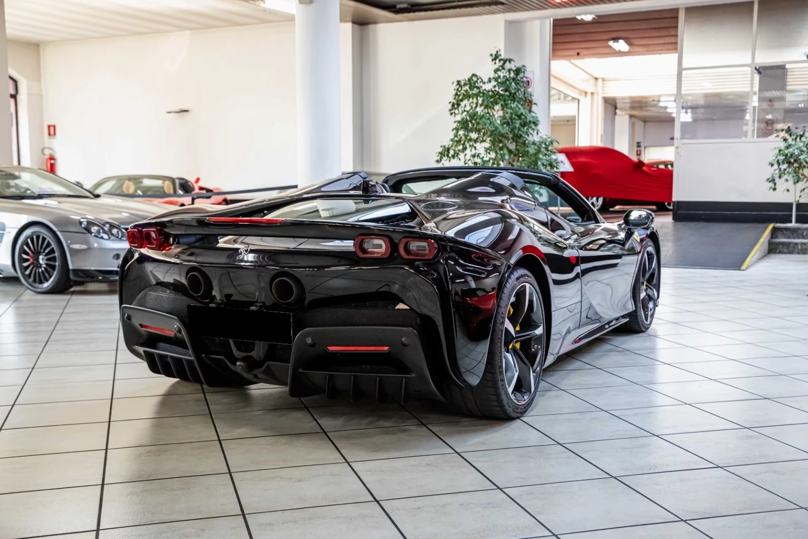 Ferrari SF 90 SPIDER/LIFT/CARBON/ADAS/360/VENT/HUD/ | Mobile.bg � ����������� 6