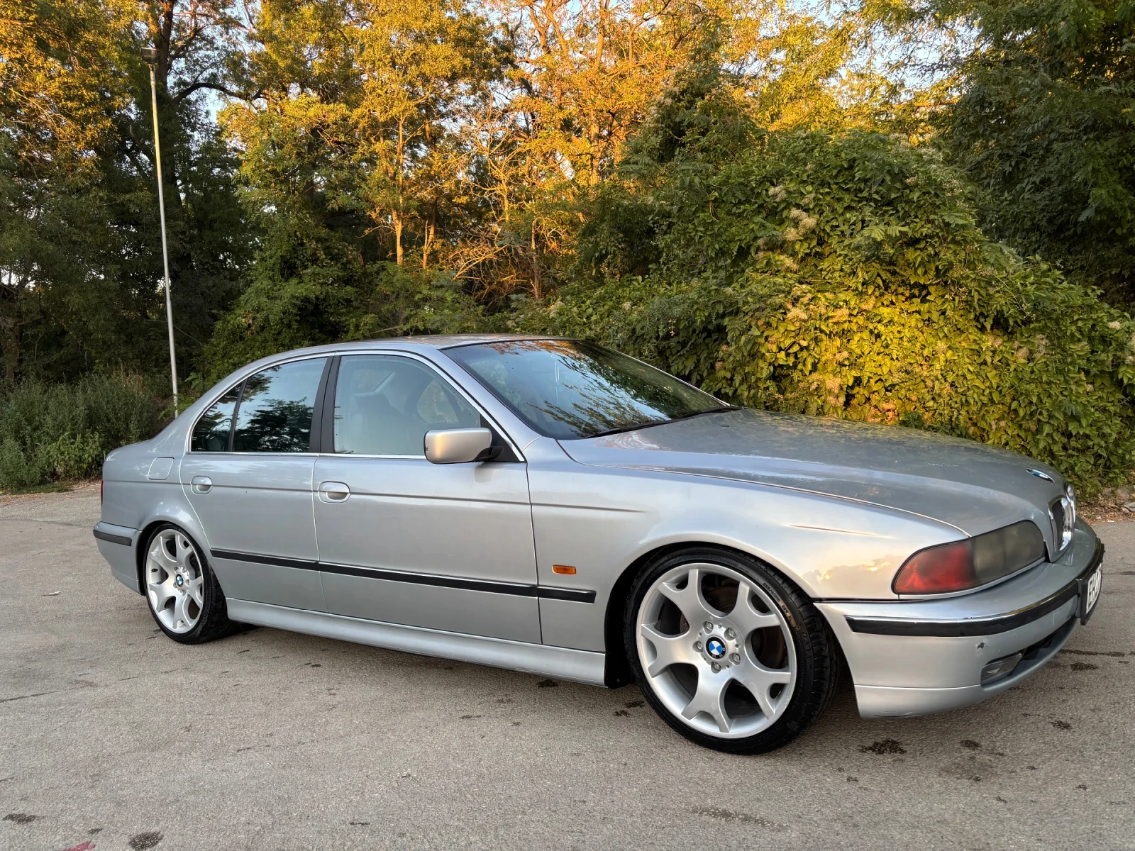 BMW 525 2.5 tds, снимка 2 - Автомобили и джипове - 56568250