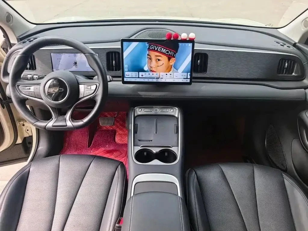 BYD HAN, снимка 11 - Автомобили и джипове - 56687326