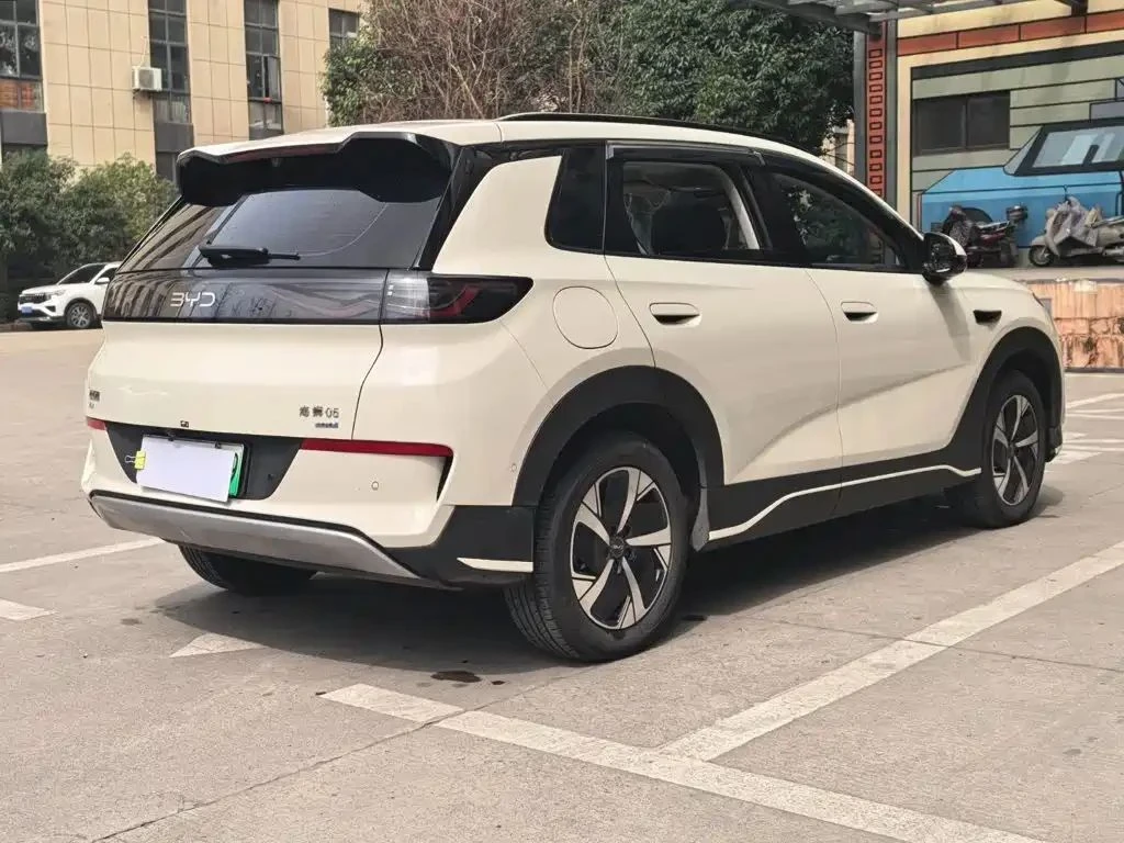 BYD HAN, снимка 2 - Автомобили и джипове - 56687326