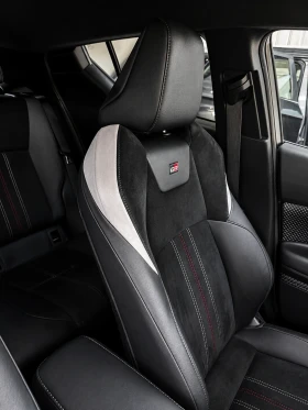 Toyota C-HR Toyota C-HR GR Sport 2.0 Hybrid, снимка 8