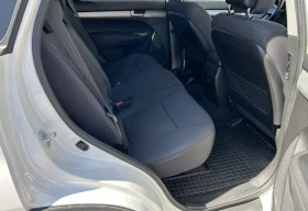 Kia Sorento 2.4i - BiFuel, снимка 13