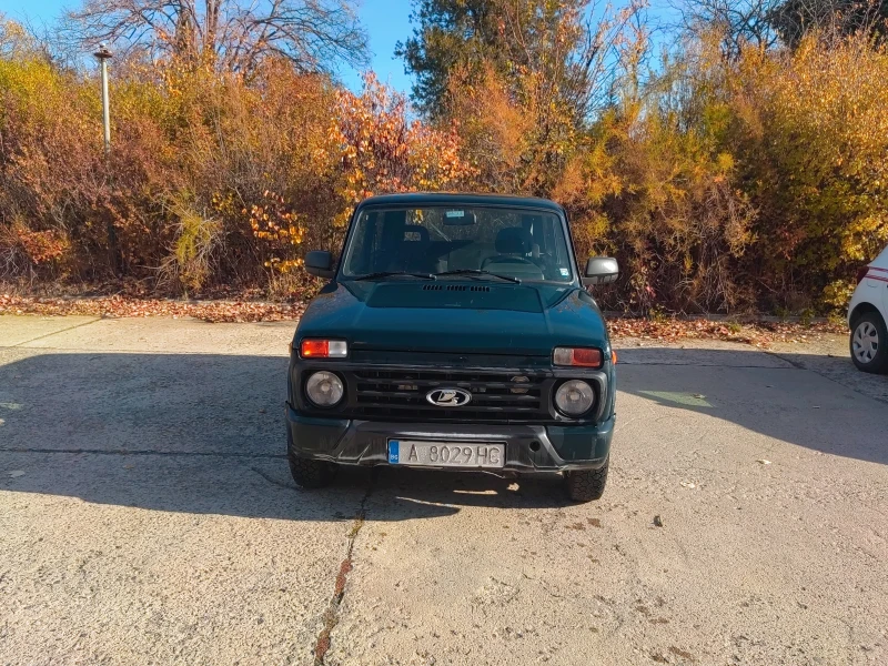 Lada Niva лек, снимка 1 - Автомобили и джипове - 48374249