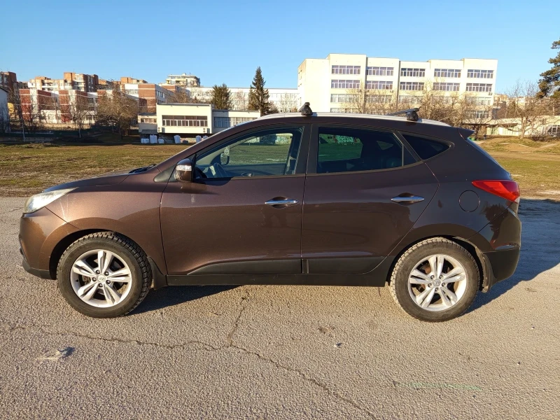 Hyundai IX35, снимка 3 - Автомобили и джипове - 48618652