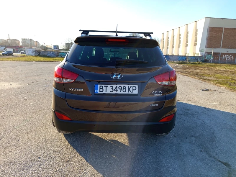 Hyundai IX35, снимка 5 - Автомобили и джипове - 48618652