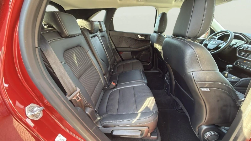 Ford Kuga 1.5 EcoBoost, снимка 13 - Автомобили и джипове - 52517260