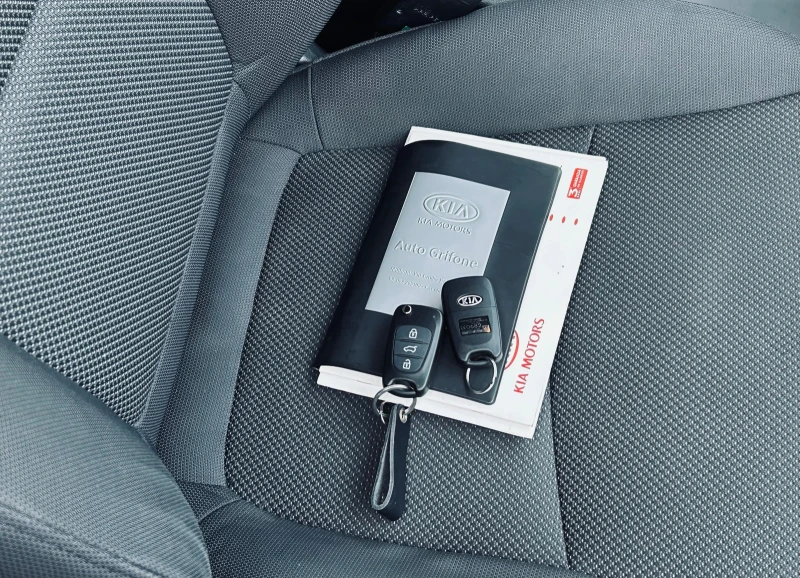 Kia Sorento 2.4i - LPG BRC, снимка 13 - Автомобили и джипове - 52674828