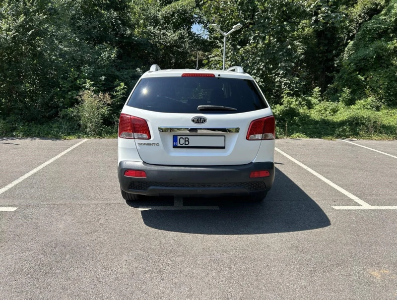 Kia Sorento 2.4i - BiFuel, снимка 4 - Автомобили и джипове - 52674828