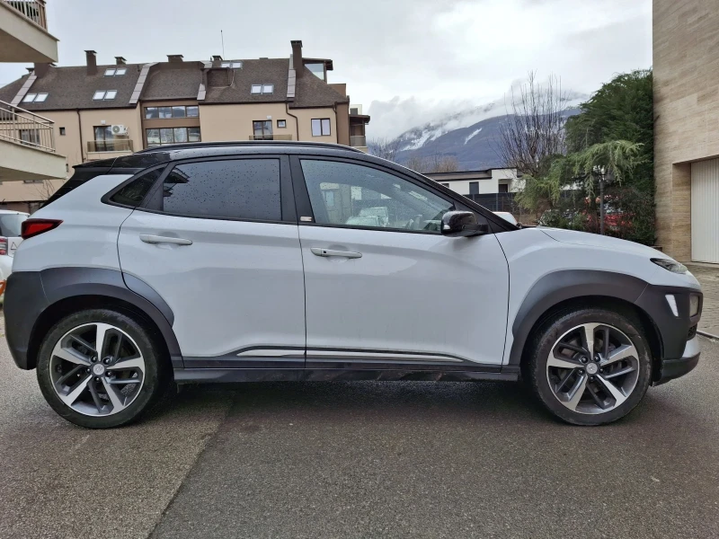 Hyundai Kona 1.6 TGDI 4x4 SWISS, снимка 8 - Автомобили и джипове - 53270684
