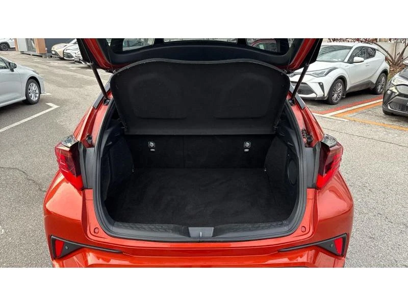 Toyota C-HR 2.0 HSD PREMIERE, снимка 10 - Автомобили и джипове - 53297661