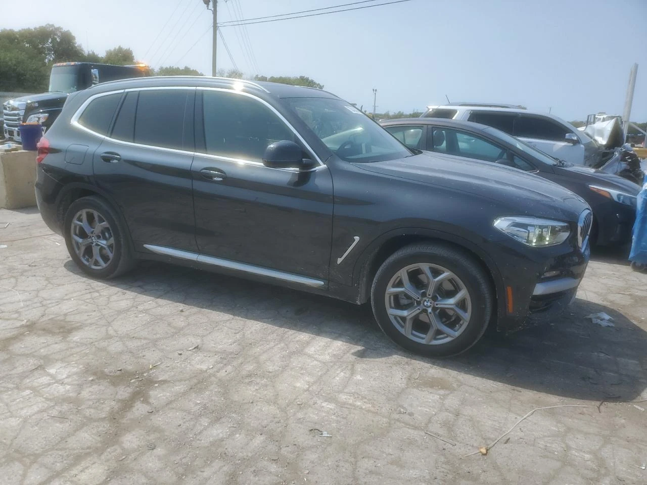 BMW X3  XDRIVE30I   - изображение 6