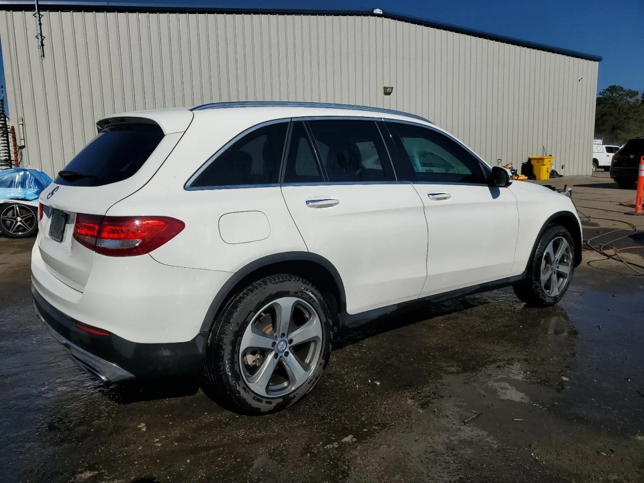 Mercedes-Benz GLC 300  - изображение 2