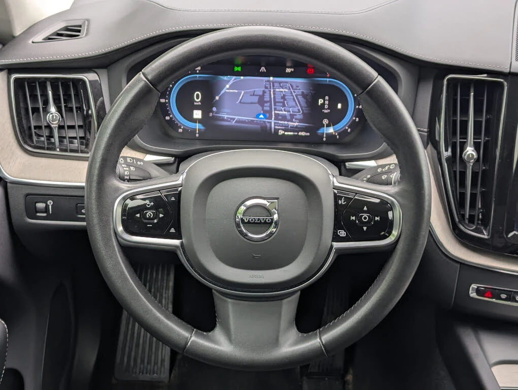 Volvo XC60 * АВТО КРЕДИТ* ЦЕНА ДО БГ * Сервизна история *  - изображение 9