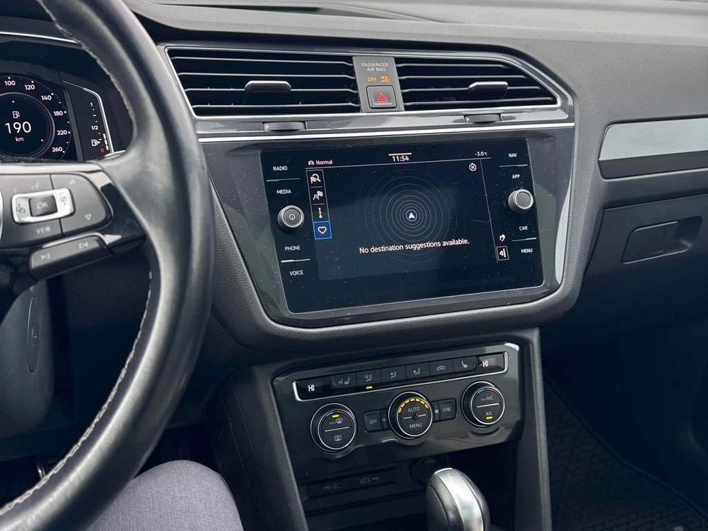 VW Tiguan Highline  CARFAX - изображение 9