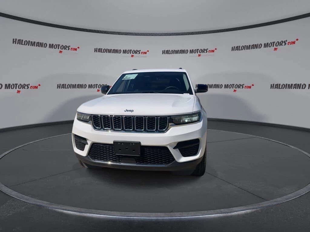 Jeep Grand cherokee LAREDO| 4X4 - изображение 2