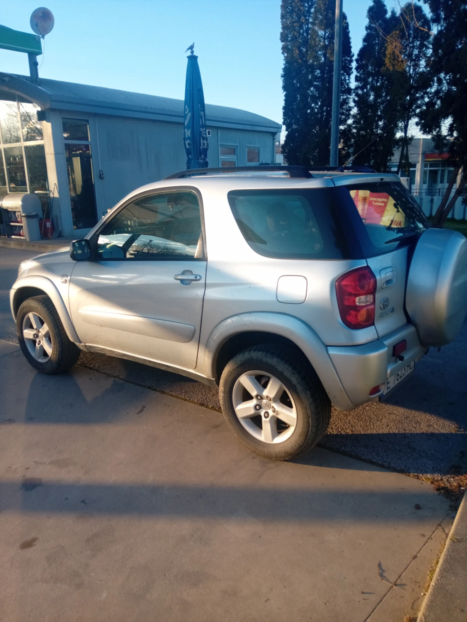 Toyota Rav4 2.0 d4d 4x4 - изображение 4