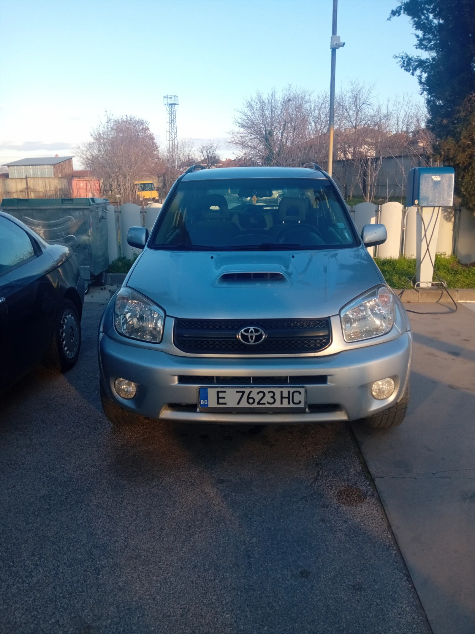 Toyota Rav4 2.0 d4d 4x4 - изображение 2