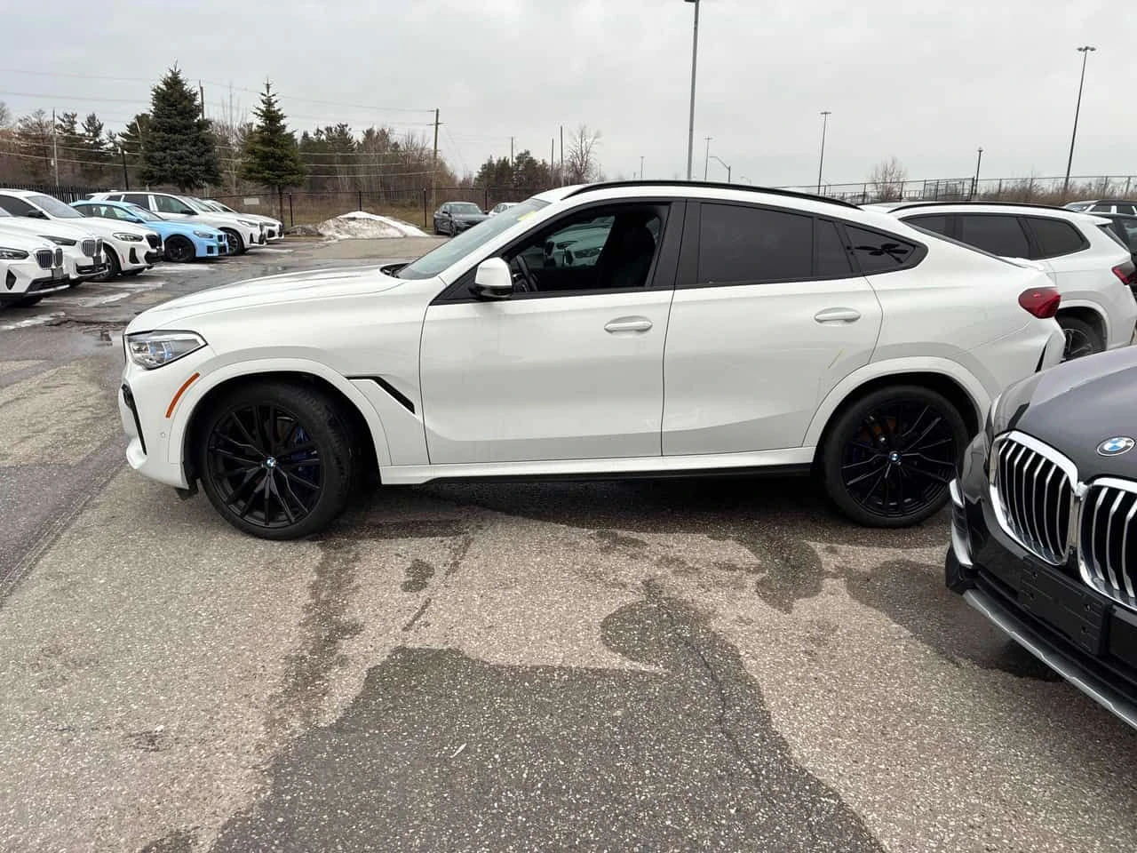 BMW X6 * xDrive40i * CARFAX * 360 * ЛАЗЕР * ПОДГРЕВ * ПАМ, снимка 2 - Автомобили и джипове - 53879771