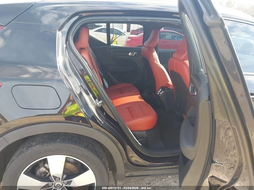 Volvo XC40 T5 MOMENTUM | Mobile.bg � ����������� 8