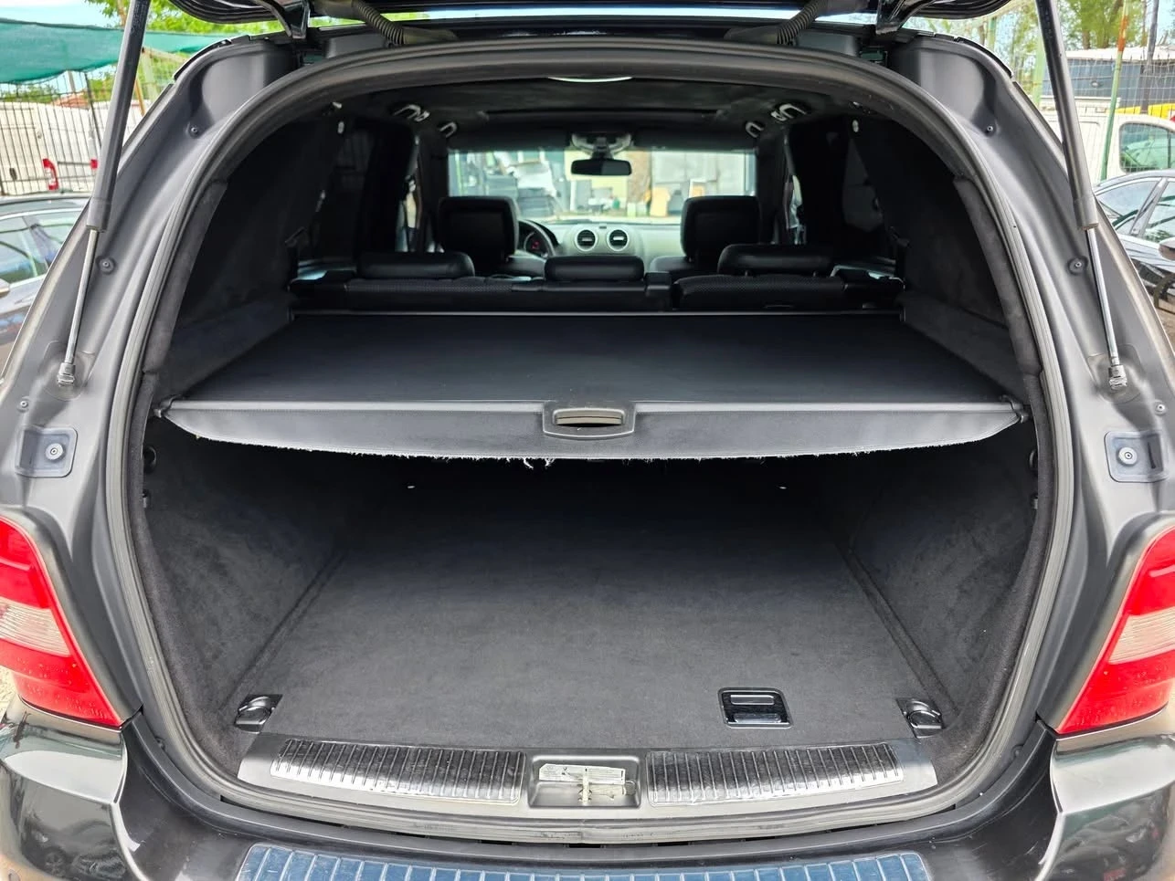 Mercedes-Benz ML 320 320CDI SPORT 224K.C. / АНДРОИД / ШИБЕДАХ / КОЖА, снимка 14 - Автомобили и джипове - 54877530