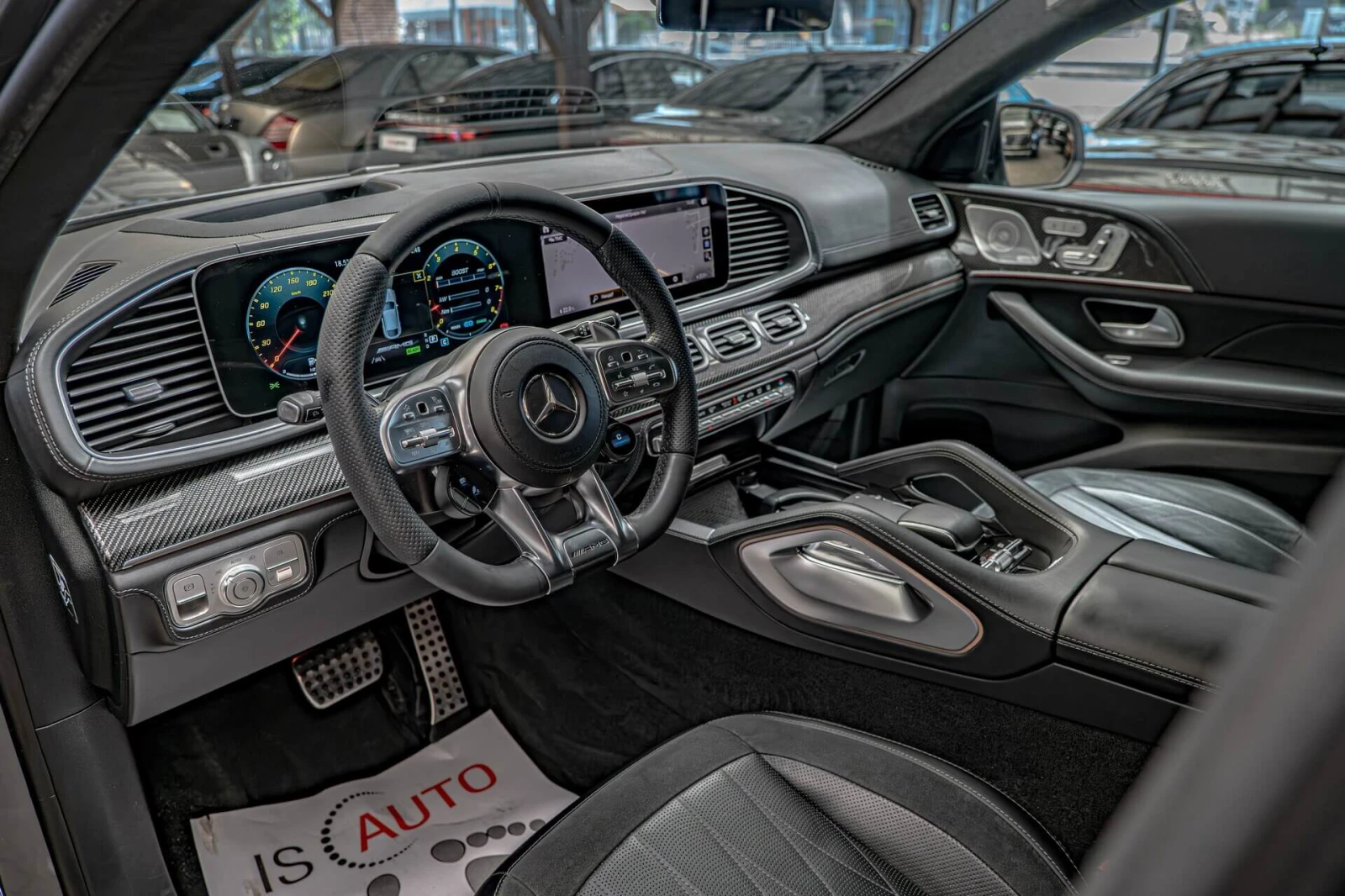 Mercedes-Benz GLE 63 S AMG Coupe/Burmester/Обдухване/Камера 360/Карбон/RSE/Hu, снимка 7 - Автомобили и джипове - 54937173