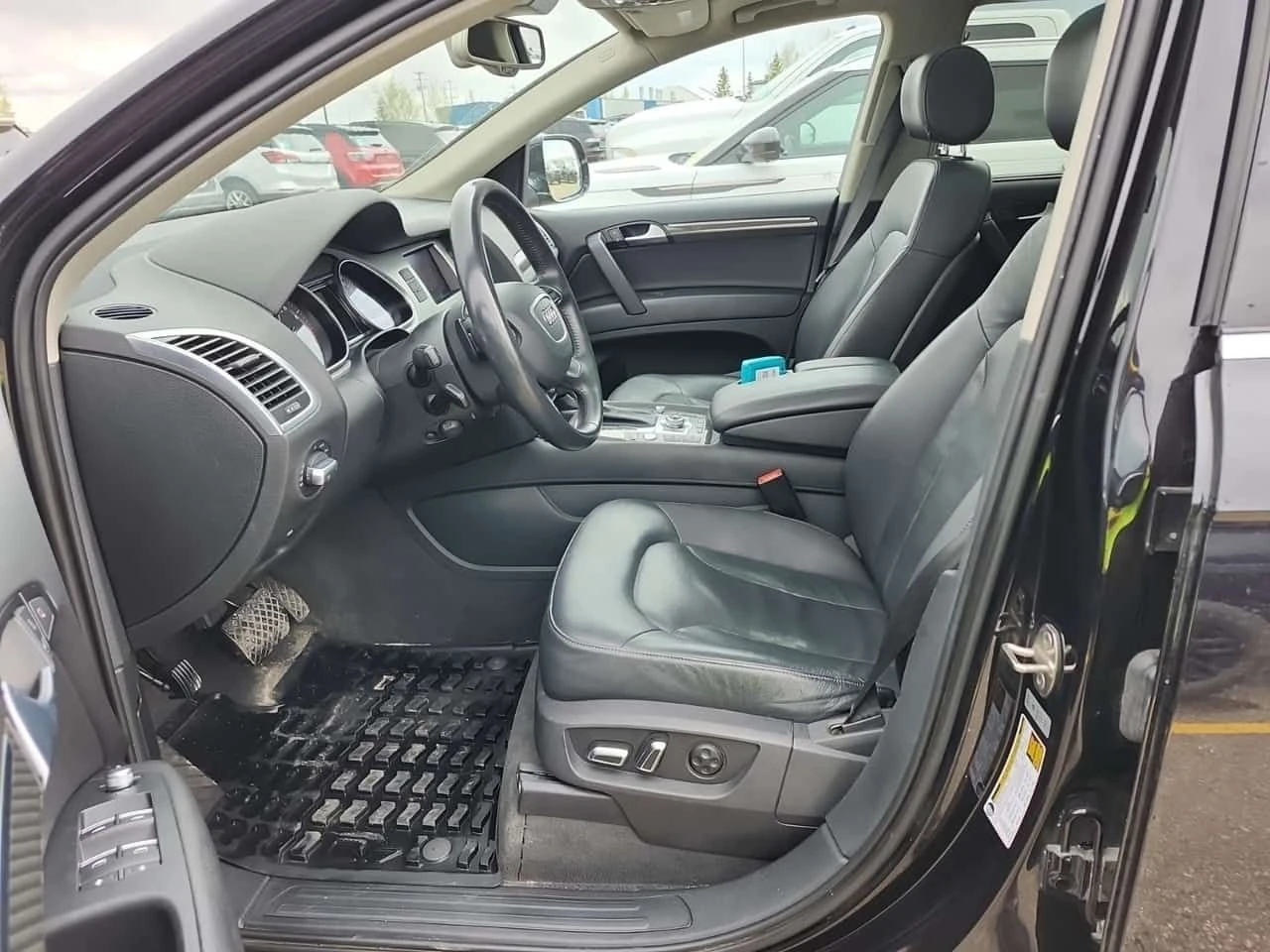 Audi Q7 * 3.0T VORSPRUNG EDITION * АВТОКРЕДИТ, снимка 7 - Автомобили и джипове - 55181538