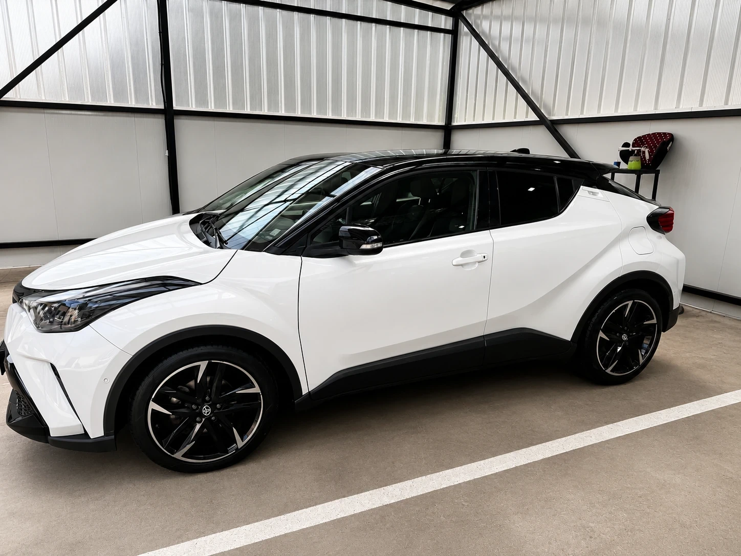 Toyota C-HR Toyota C-HR GR Sport 2.0 Hybrid, снимка 11 - Автомобили и джипове - 55275762
